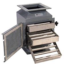 MAGNETIC GRATES IN HOUSING